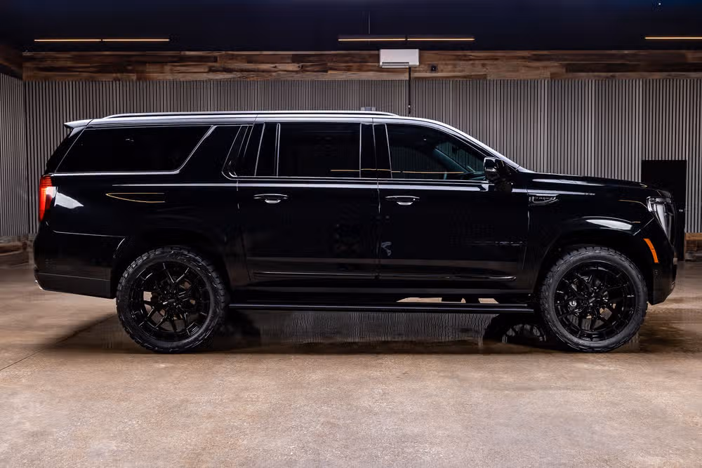 2026 GMC Yukon XL Denali Ultimate Image 11