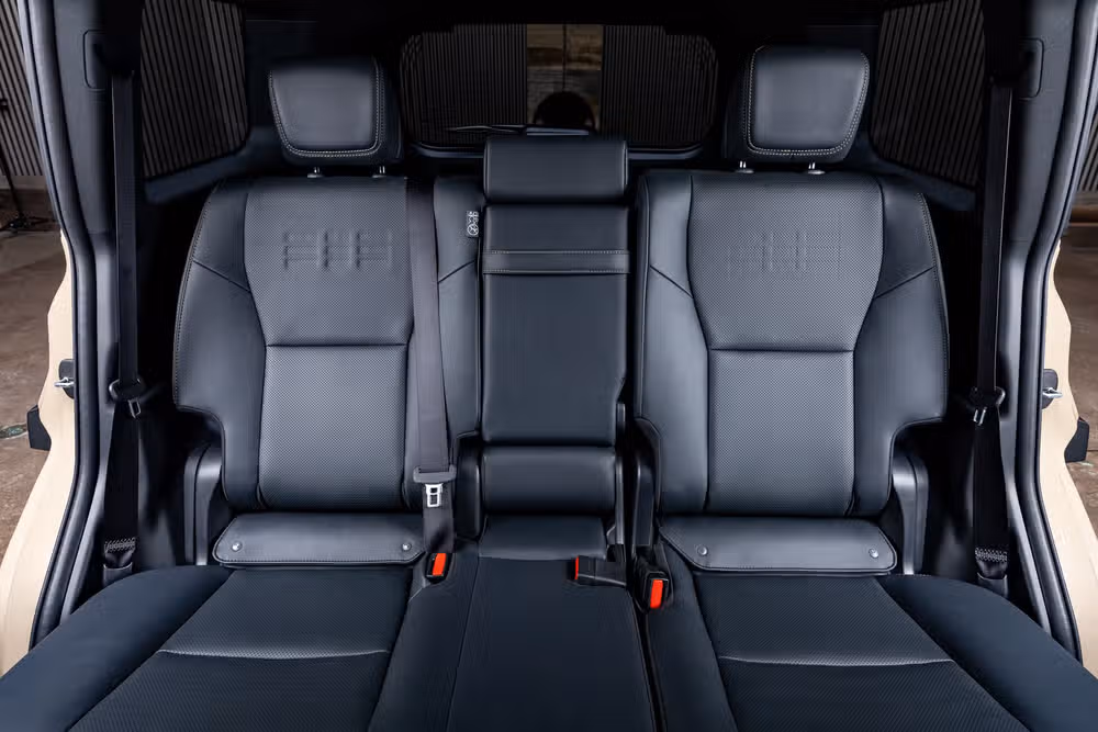 2025 Lexus GX 550 Overtrail+ Image 35