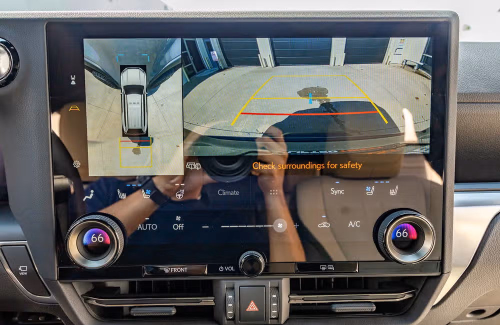2026 Lexus GX 550 Overtrail+ Image 26