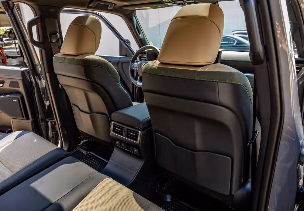 2026 Lexus GX 550 Overtrail+ Image 33