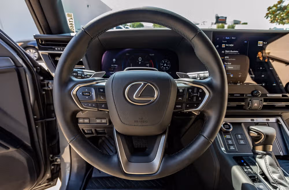 2026 Lexus GX 550 Overtrail+ Image 19