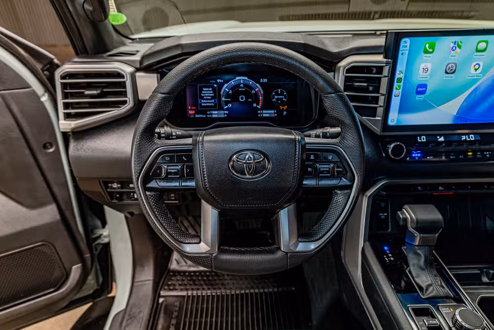 2025 Toyota Tundra Limited CrewMax Image 14
