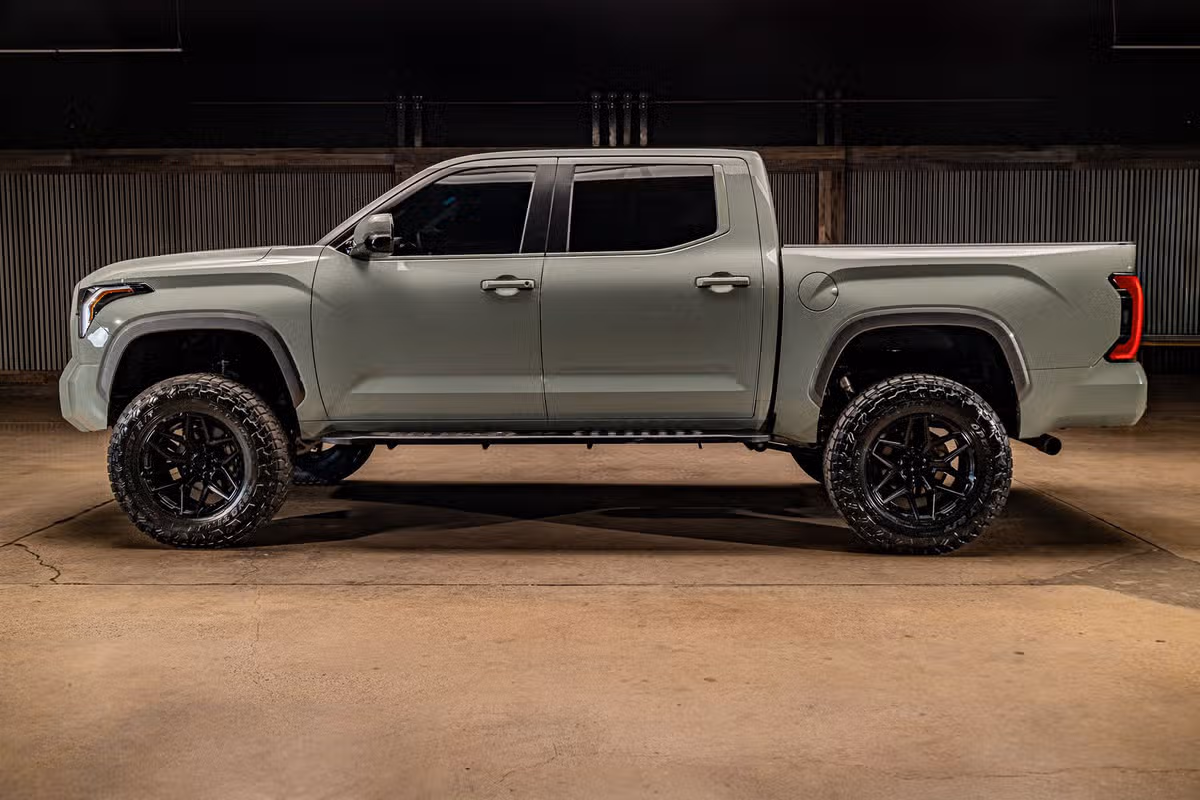 2025 Toyota Tundra Limited CrewMax