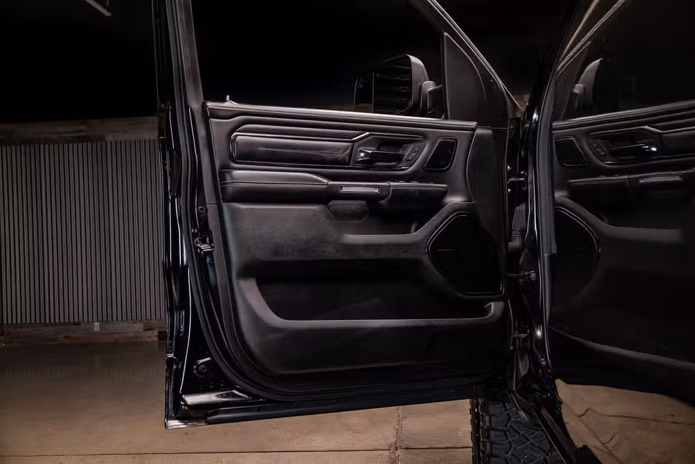 2023 Ram 1500 Limited Crew Cab Image 30