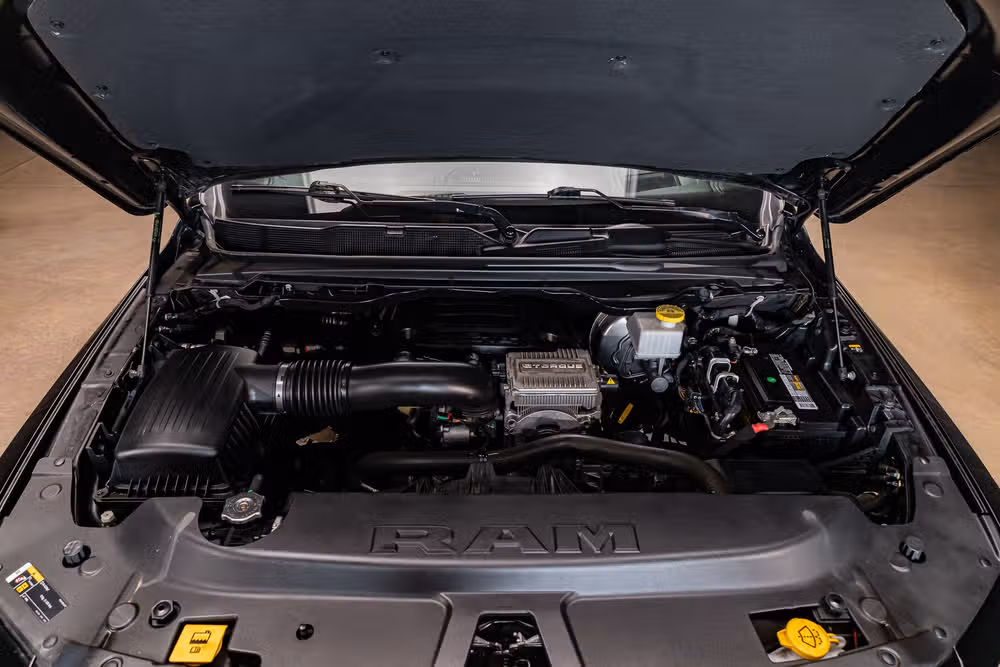 2023 Ram 1500 Limited Crew Cab Image 32