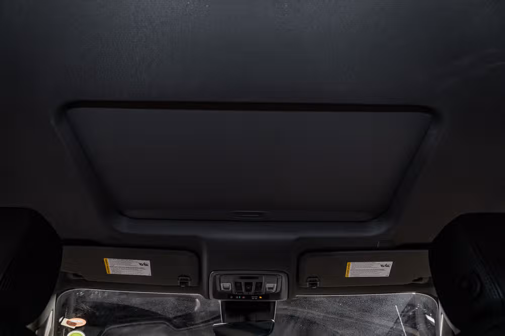 2026 GMC Sierra 3500HD Denali Reserve Crew Cab Image 18