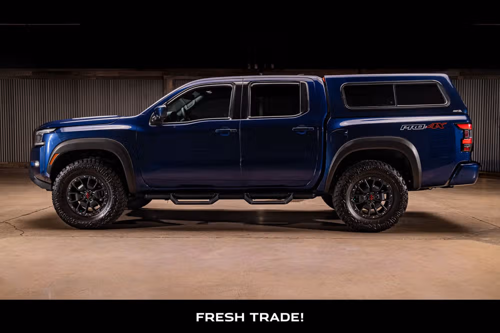 2022 Nissan Frontier PRO-4X Crew Cab Image 5
