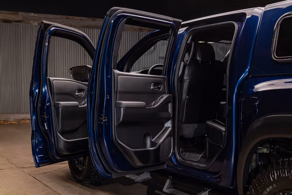 2022 Nissan Frontier PRO-4X Crew Cab Image 26