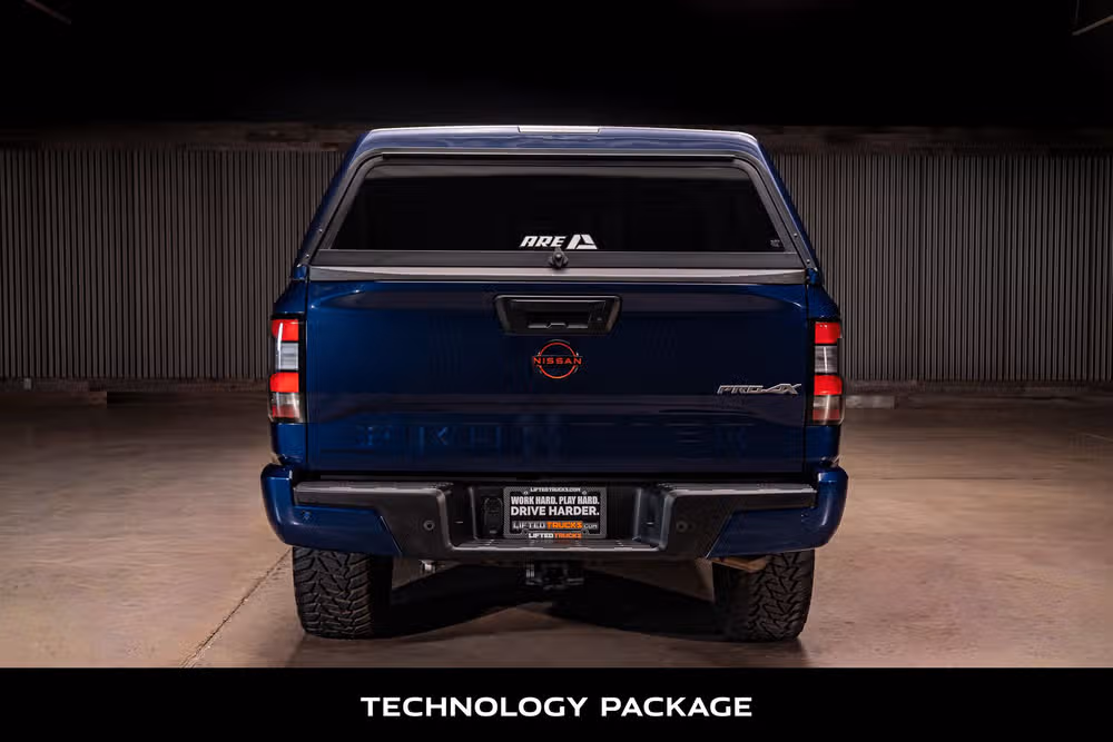 2022 Nissan Frontier PRO-4X Crew Cab Image 7