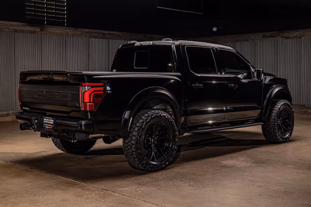 2026 Ford F-150 Raptor SuperCrew Image 10