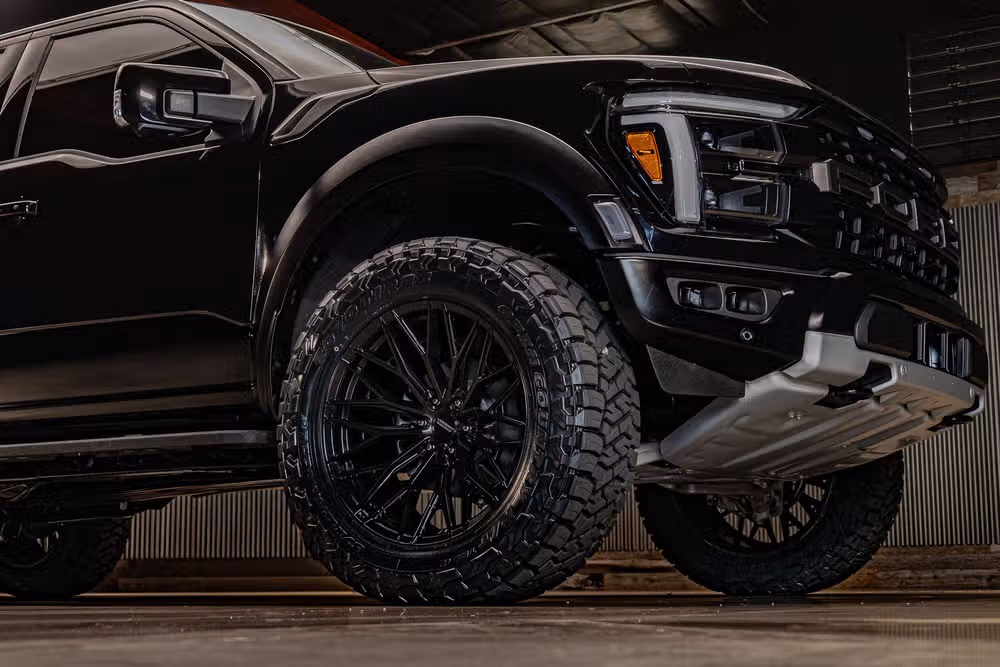 2026 Ford F-150 Raptor SuperCrew Image 12