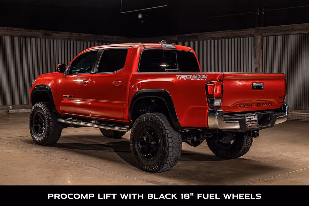 2018 Toyota Tacoma TRD Off-Road Double Cab Image 6