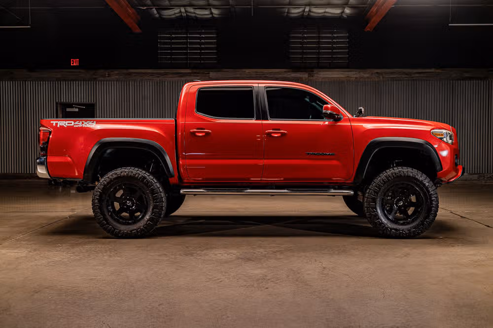 2018 Toyota Tacoma TRD Off-Road Double Cab Image 10