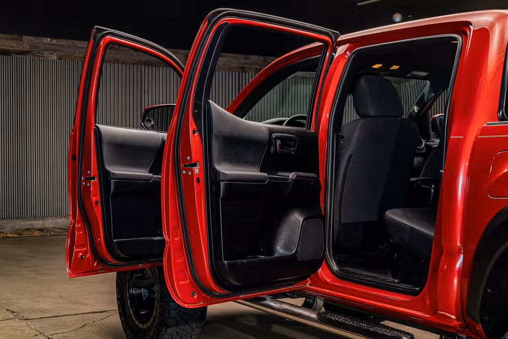 2018 Toyota Tacoma TRD Off-Road Double Cab Image 25