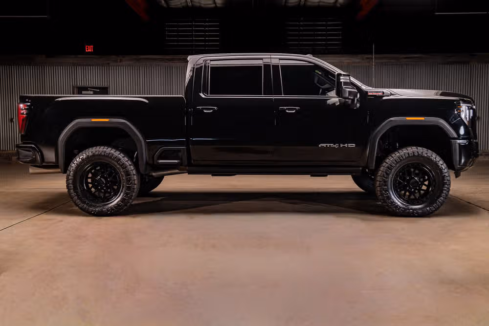 2026 GMC Sierra 2500HD AT4 Crew Cab Image 10