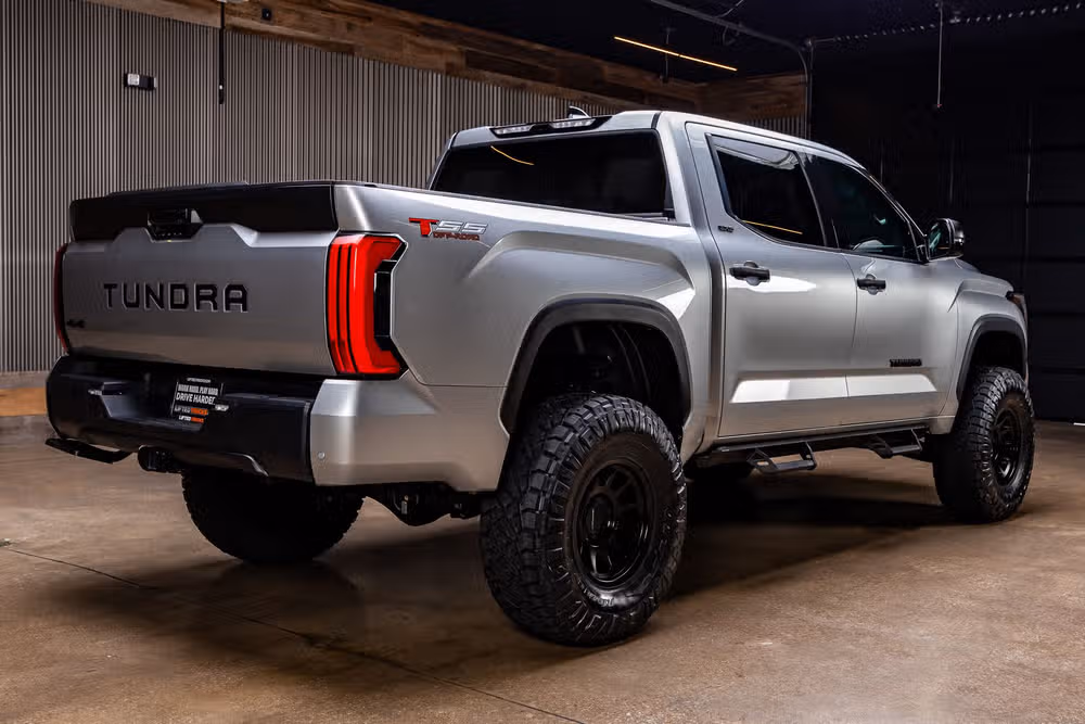 2023 Toyota Tundra SR5 CrewMax Image 10