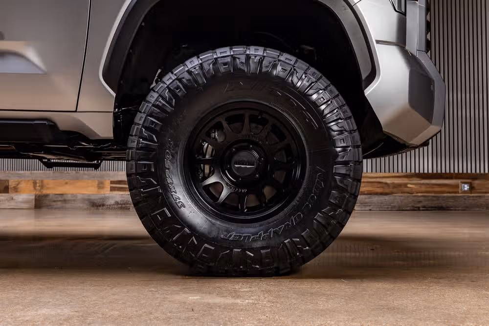 2023 Toyota Tundra SR5 CrewMax Image 12