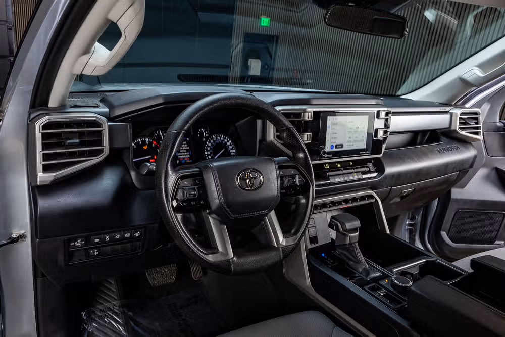 2023 Toyota Tundra SR5 CrewMax Image 17