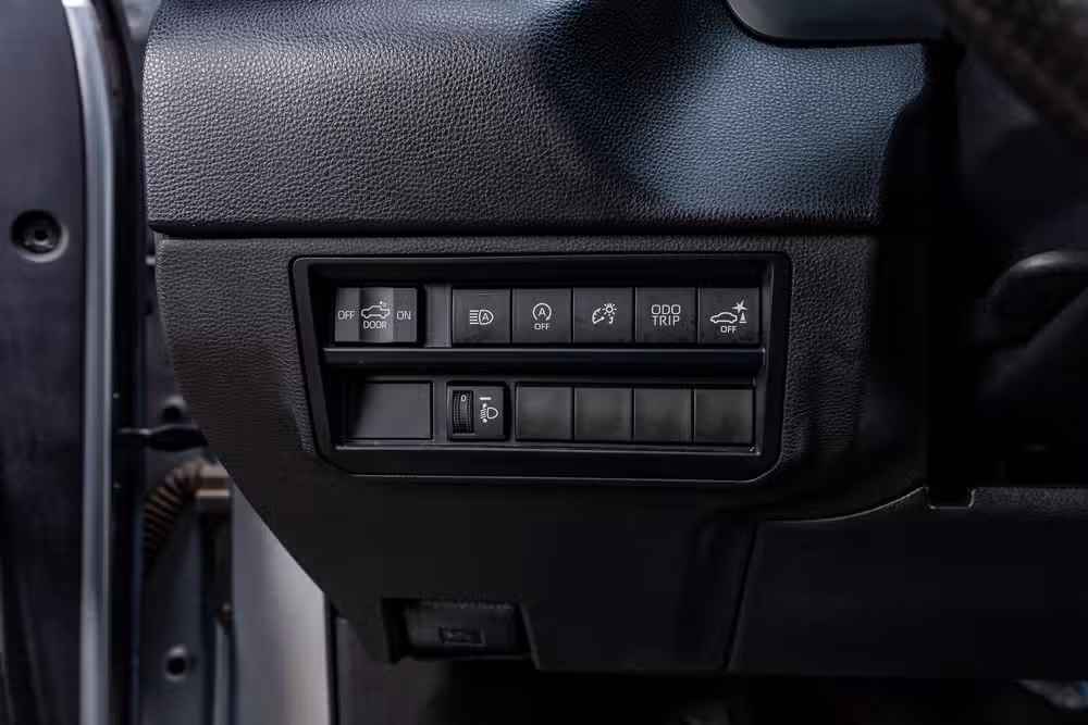 2023 Toyota Tundra SR5 CrewMax Image 22
