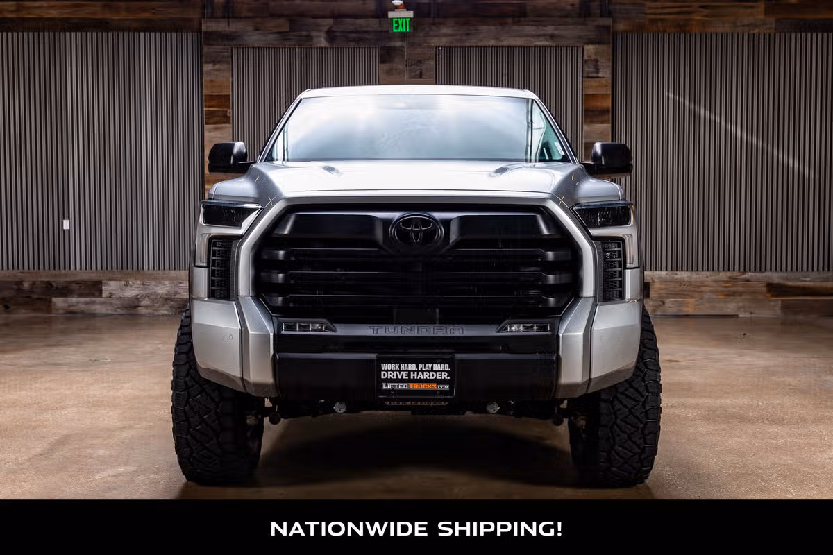 2023 Toyota Tundra SR5 CrewMax