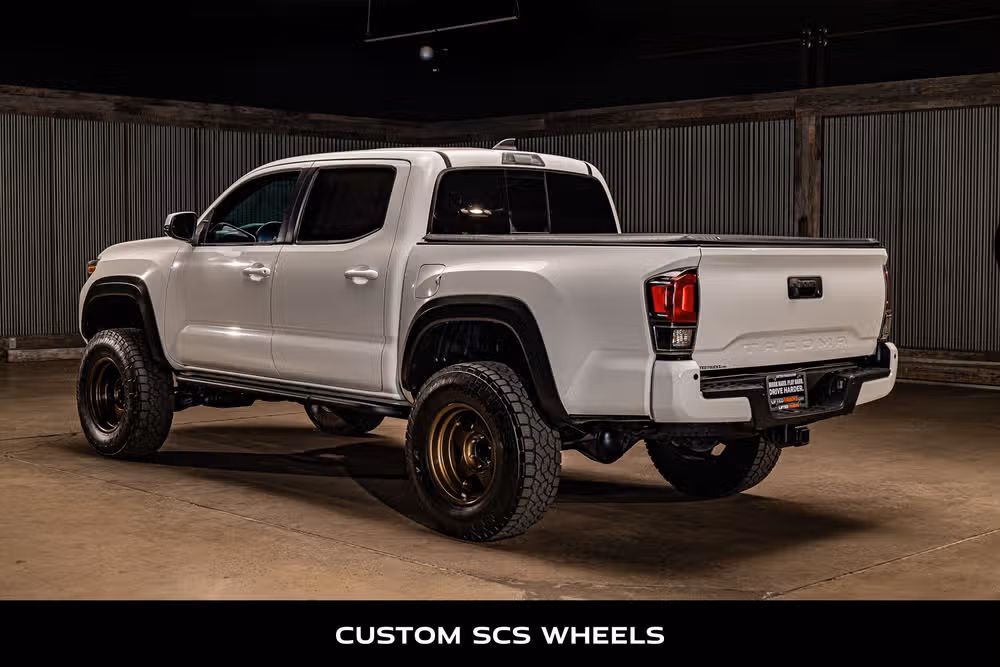 2021 Toyota Tacoma TRD Off-Road Double Cab Image 6