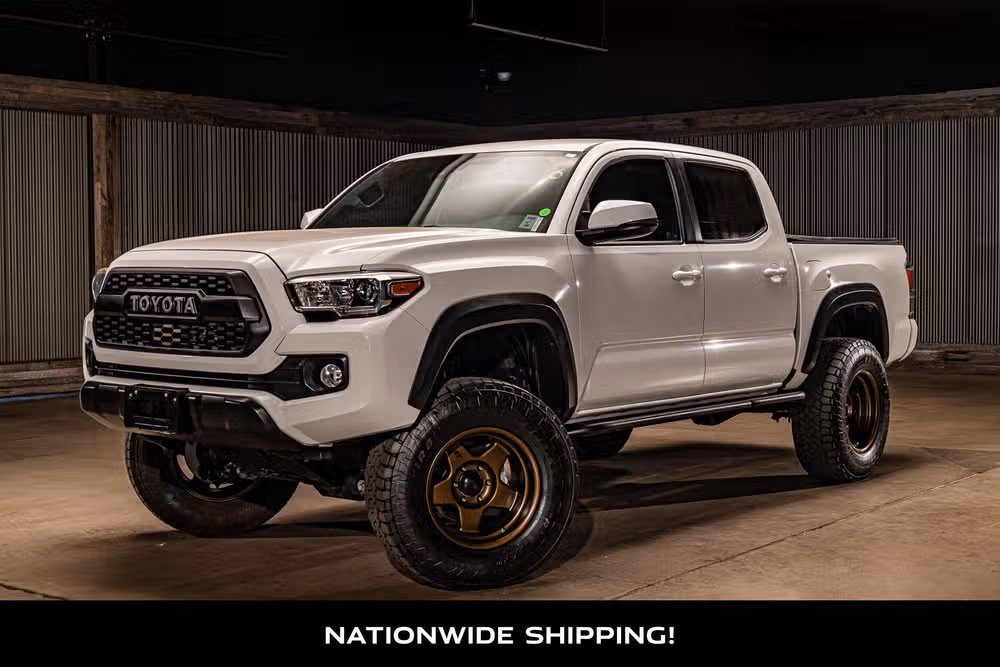 2021 Toyota Tacoma TRD Off-Road Double Cab Image 4