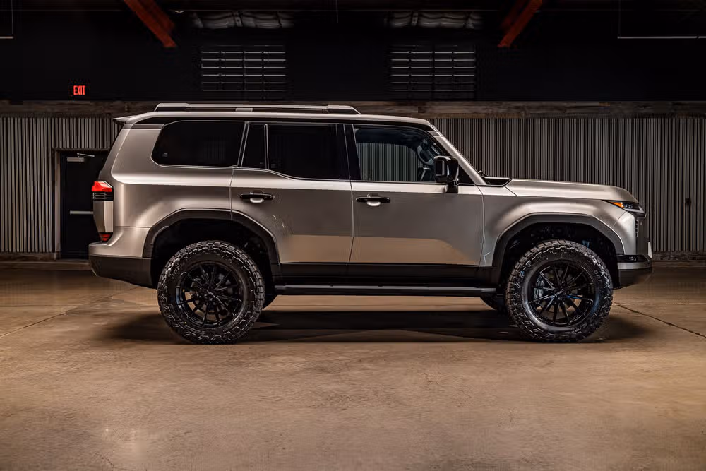 2025 Lexus GX 550 Overtrail+ Image 11