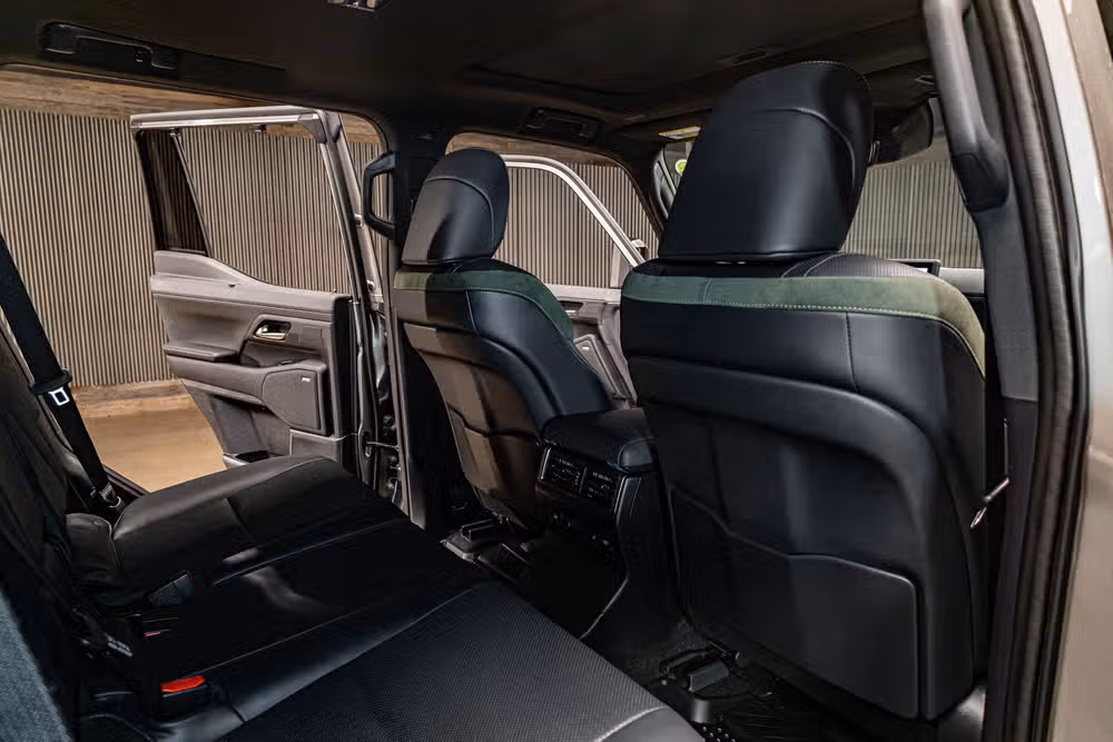 2025 Lexus GX 550 Overtrail+ Image 26