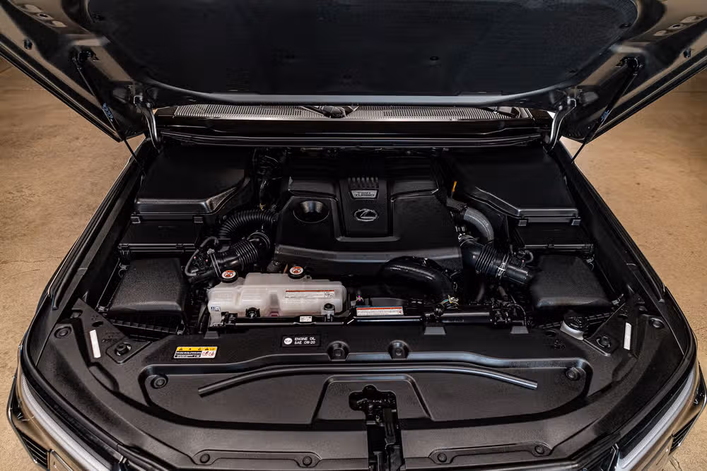 2025 Lexus GX 550 Overtrail+ Image 32