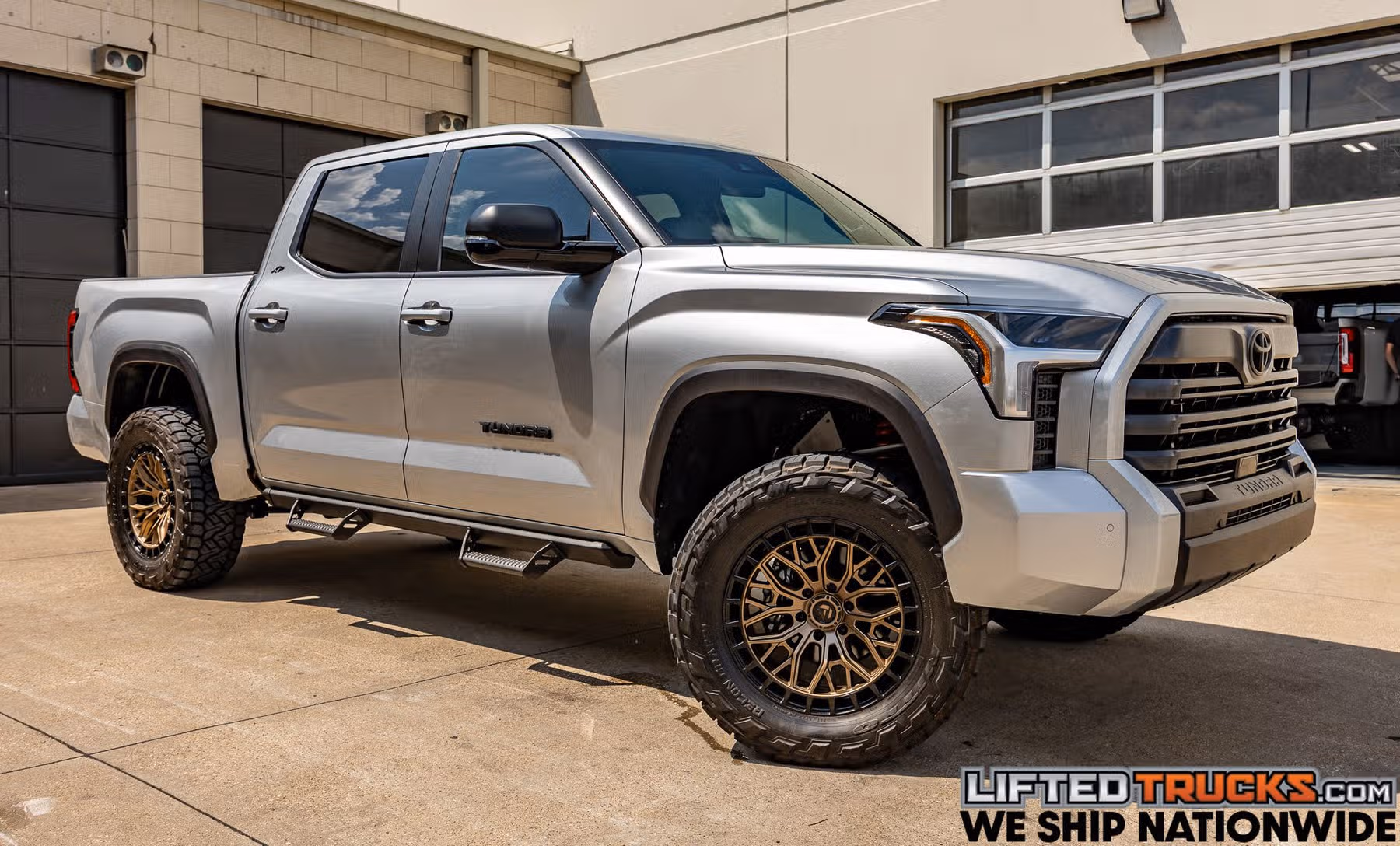 2026 Toyota Tundra SR5 CrewMax Image 1