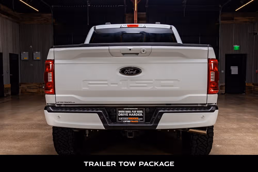 2023 Ford F-150 XLT SuperCrew Image 8