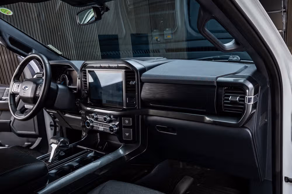 2023 Ford F-150 XLT SuperCrew Image 18