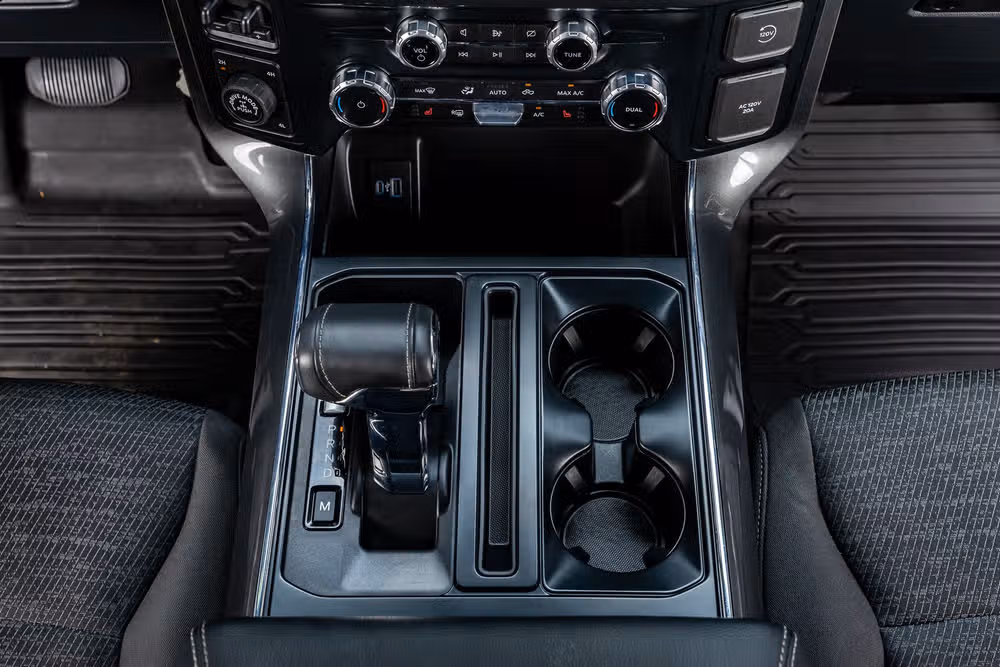 2023 Ford F-150 XLT SuperCrew Image 29