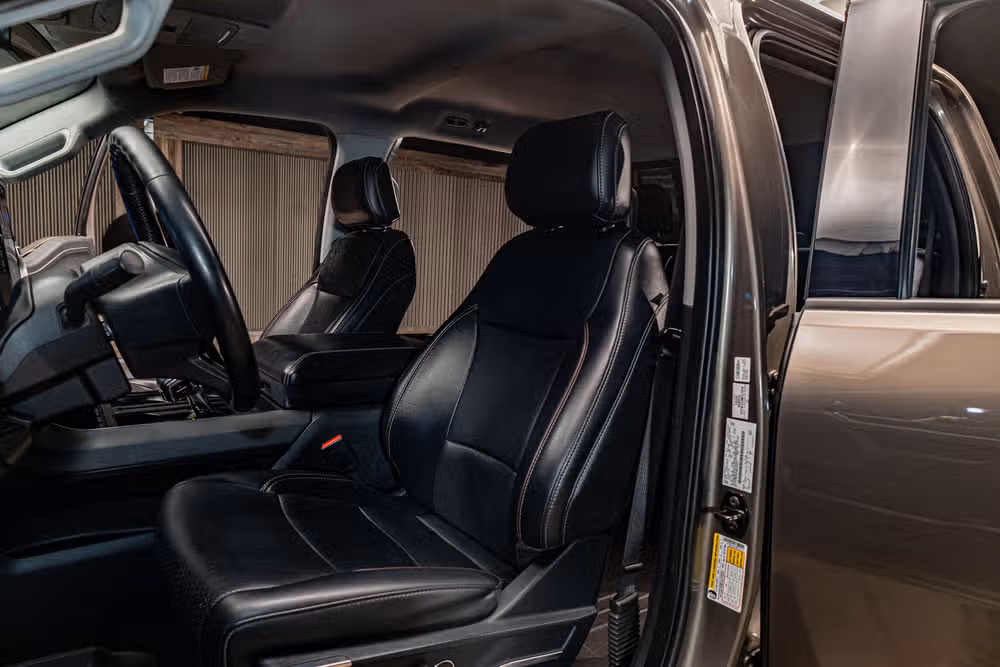2021 Ford F-150 Lariat SuperCrew Image 24
