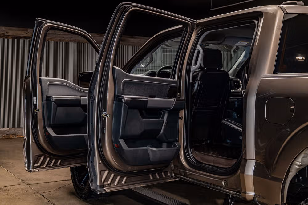 2021 Ford F-150 Lariat SuperCrew Image 32
