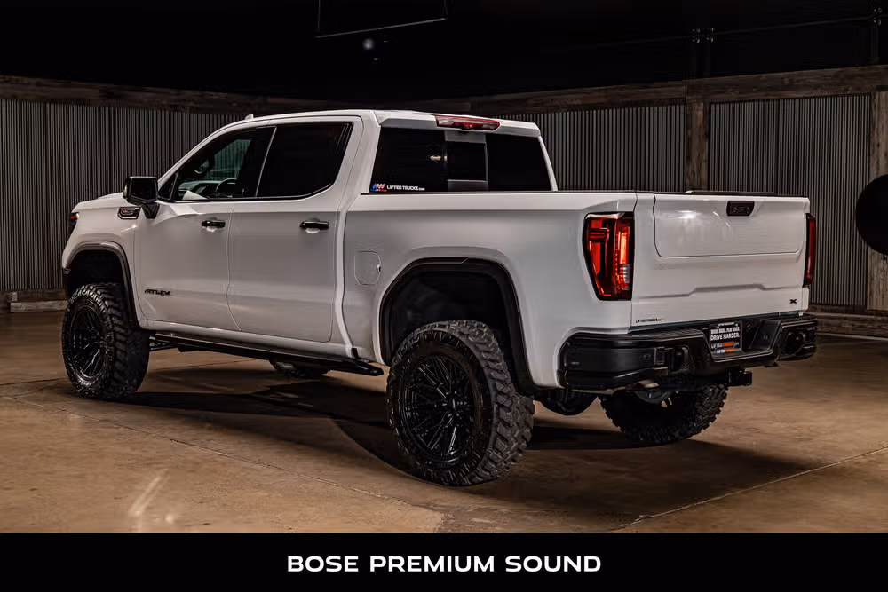 2023 GMC Sierra 1500 AT4X Crew Cab Image 7