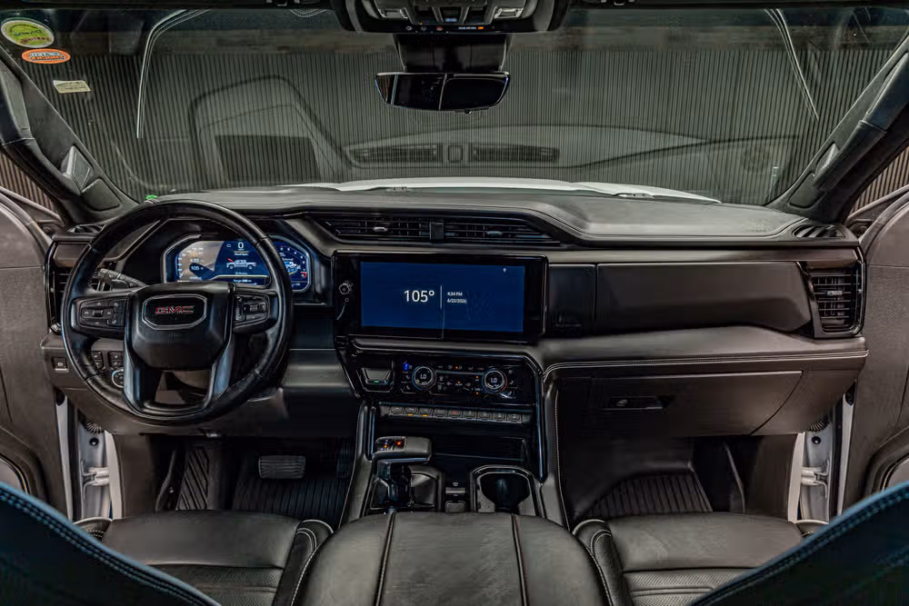 2023 GMC Sierra 1500 AT4X Crew Cab Image 15