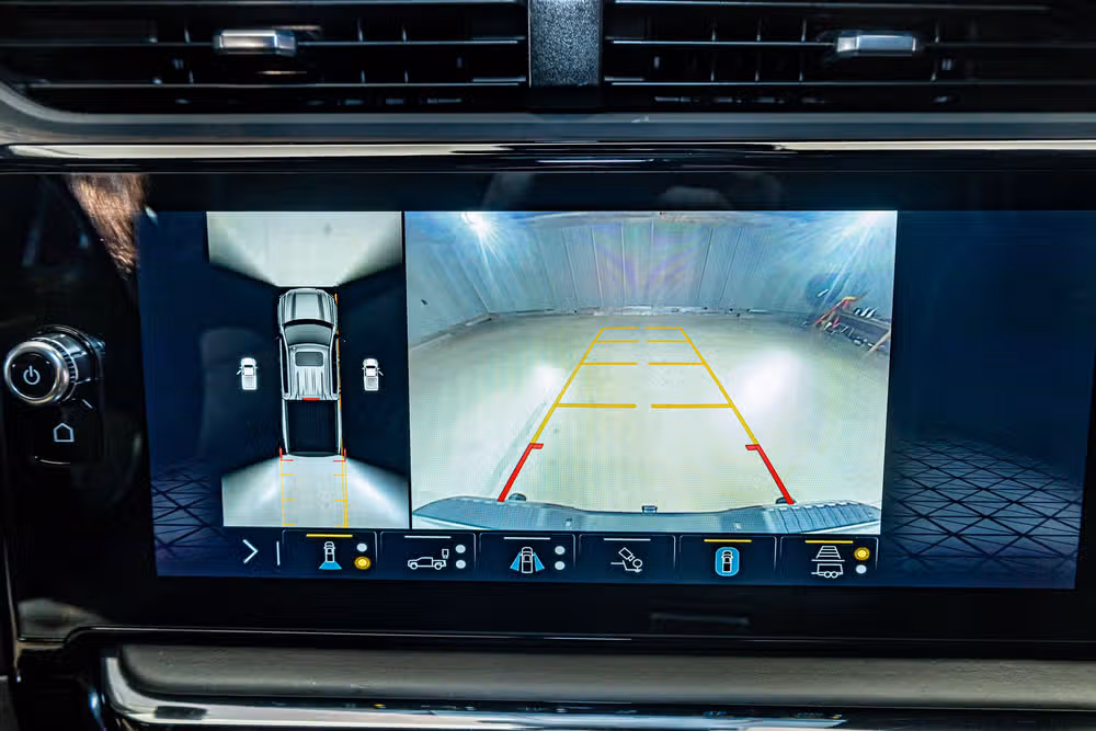 2023 GMC Sierra 1500 AT4X Crew Cab Image 19