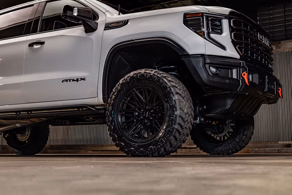 2023 GMC Sierra 1500 AT4X Crew Cab Image 12