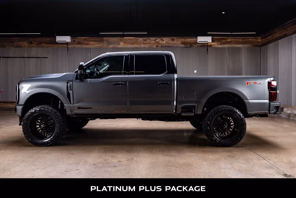 2026 Ford F-250 Super Duty Platinum Plus Crew Cab Image 6