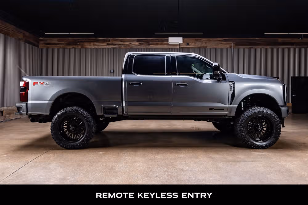 2026 Ford F-250 Super Duty Platinum Plus Crew Cab Image 11