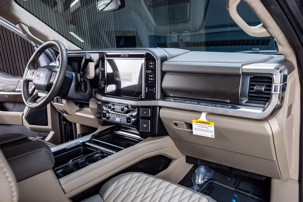 2026 Ford F-250 Super Duty Platinum Plus Crew Cab Image 18