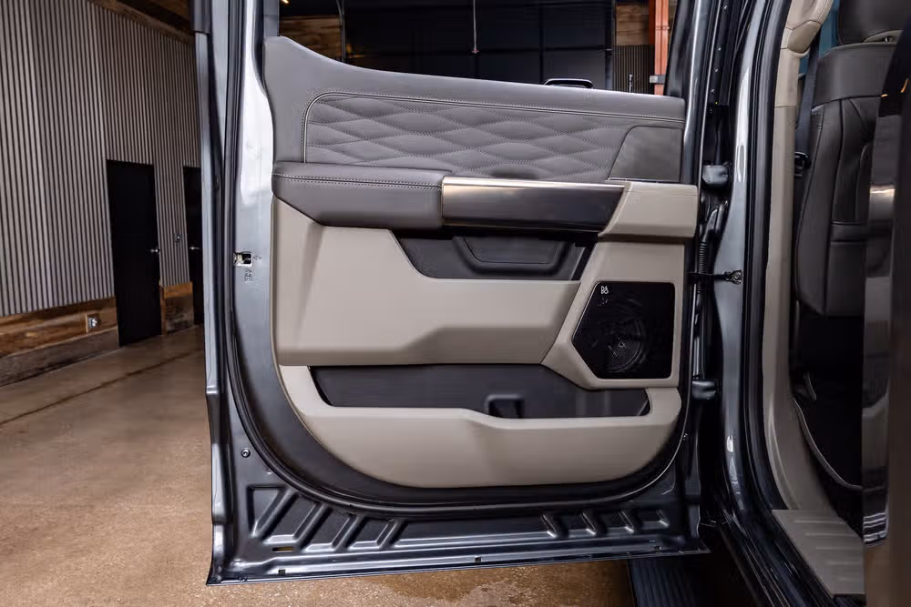 2026 Ford F-250 Super Duty Platinum Plus Crew Cab Image 39