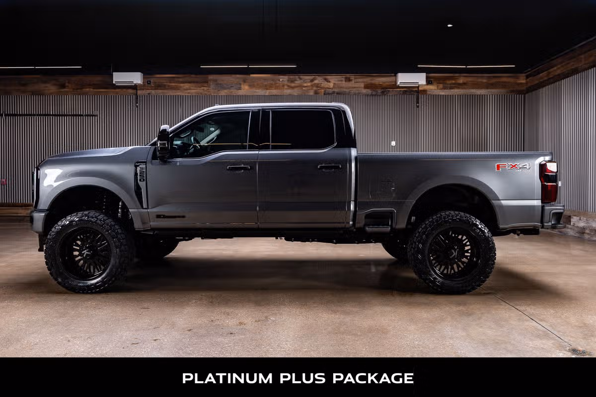 2026 Ford F-250 Super Duty Platinum Plus Crew Cab