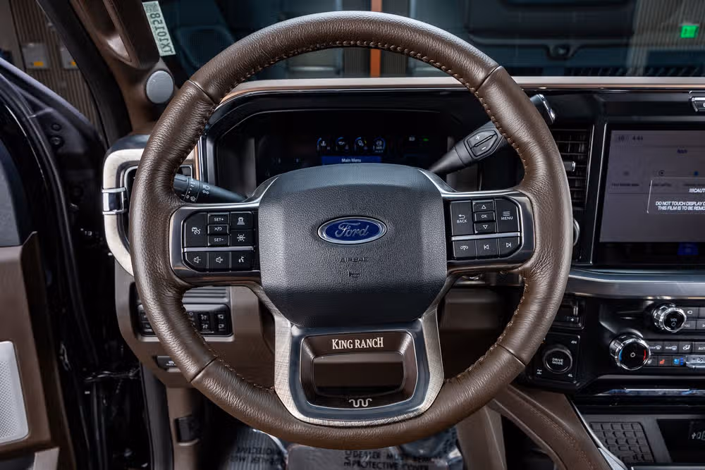 2026 Ford F-250 Super Duty King Ranch Crew Cab Image 19