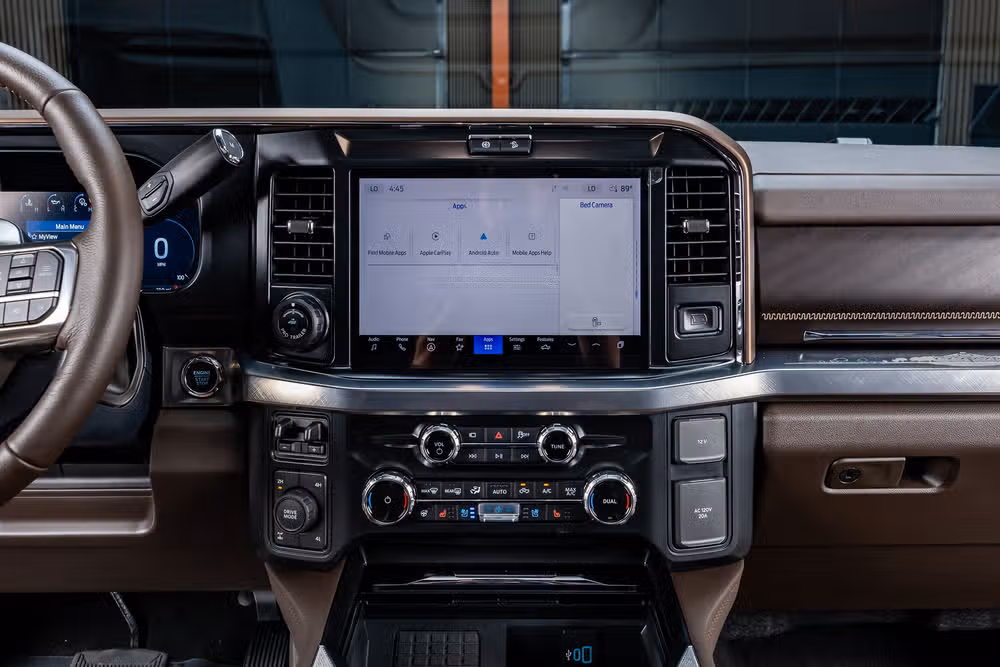 2026 Ford F-250 Super Duty King Ranch Crew Cab Image 25
