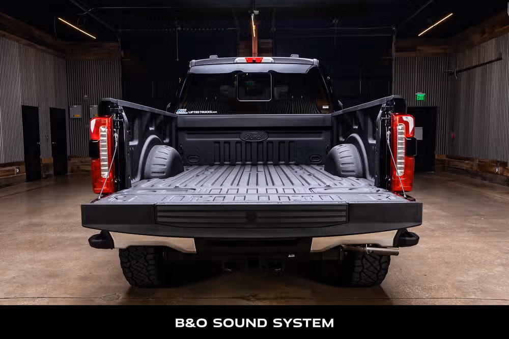 2026 Ford F-250 Super Duty King Ranch Crew Cab Image 9