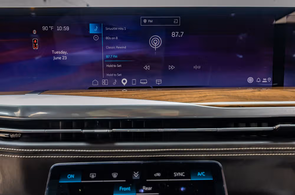 2025 Cadillac Escalade Sport Platinum Image 25