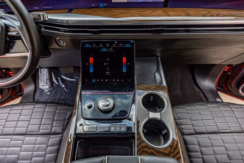2025 Cadillac Escalade Sport Platinum Image 28