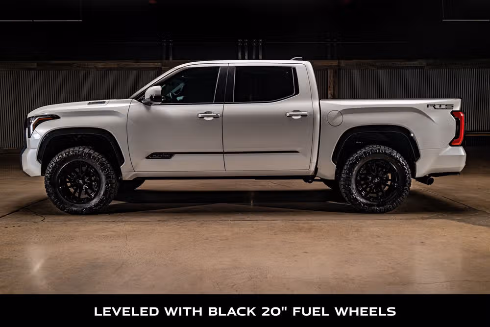 2025 Toyota Tundra Platinum HV CrewMax Image 5
